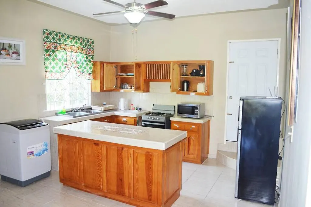 *** Guest house Cozy Locale - Gold Hotel Port Antonio Jamaica